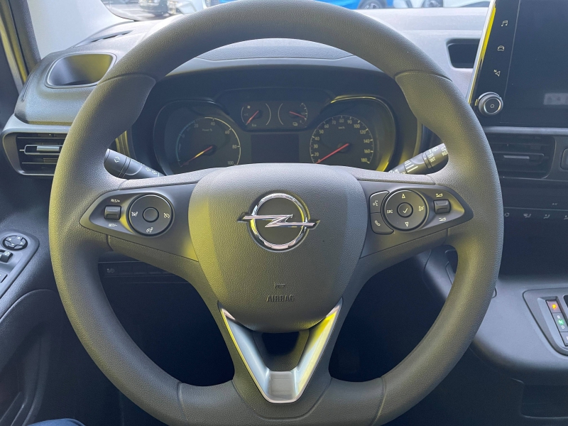 Image OPEL Combo Cargo XL 750kg 100 kW Batterie 50 kWh