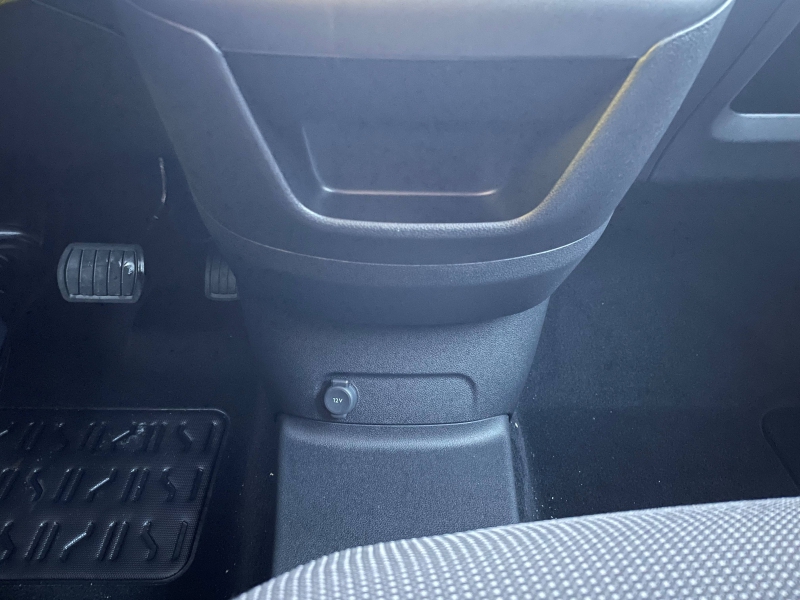 Image OPEL Combo Cargo XL 750kg 100 kW Batterie 50 kWh