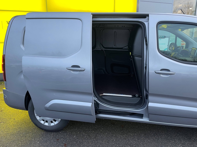 Image OPEL Combo Cargo XL 750kg 100 kW Batterie 50 kWh
