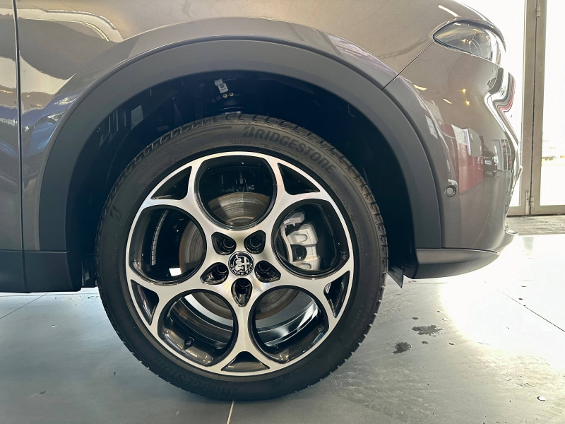 Image ALFA ROMEO Tonale 1.3 PHEV 190ch Sprint AT6 e-Q4