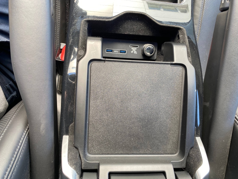 Image LAND-ROVER Range Rover 2.0 P400e 404ch Vogue SWB Mark IX