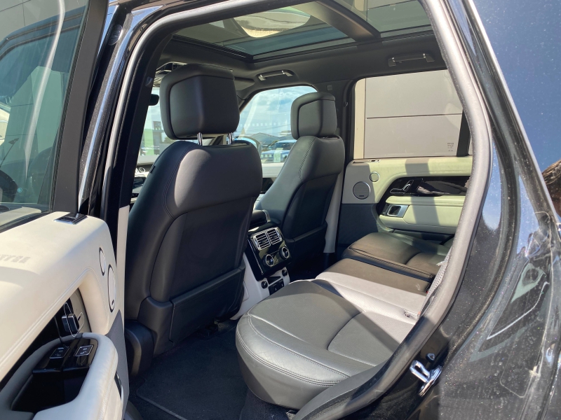 Image LAND-ROVER Range Rover 2.0 P400e 404ch Vogue SWB Mark IX