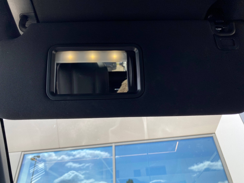 Image LAND-ROVER Range Rover 2.0 P400e 404ch Vogue SWB Mark IX