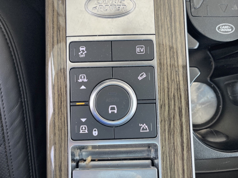 Image LAND-ROVER Range Rover 2.0 P400e 404ch Vogue SWB Mark VIII