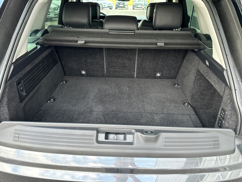 Image LAND-ROVER Range Rover 2.0 P400e 404ch Vogue SWB Mark VIII