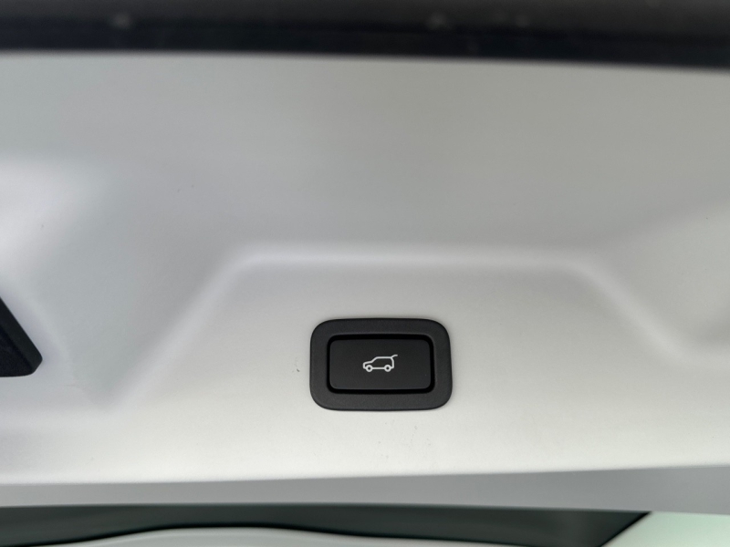 Image LAND-ROVER Range Rover 2.0 P400e 404ch Vogue SWB Mark VIII