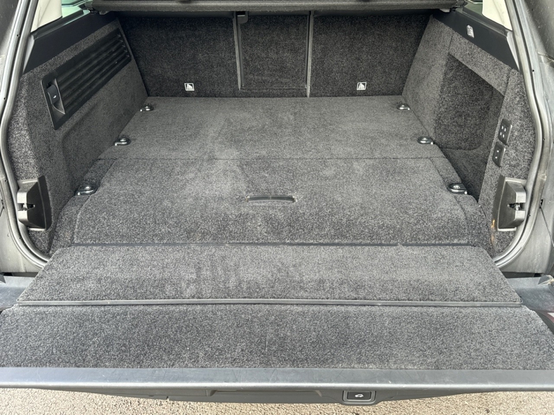 Image LAND-ROVER Range Rover 2.0 P400e 404ch Vogue SWB Mark VIII