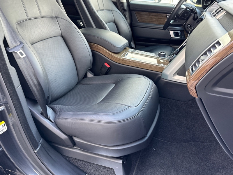 Image LAND-ROVER Range Rover 2.0 P400e 404ch Vogue SWB Mark VIII