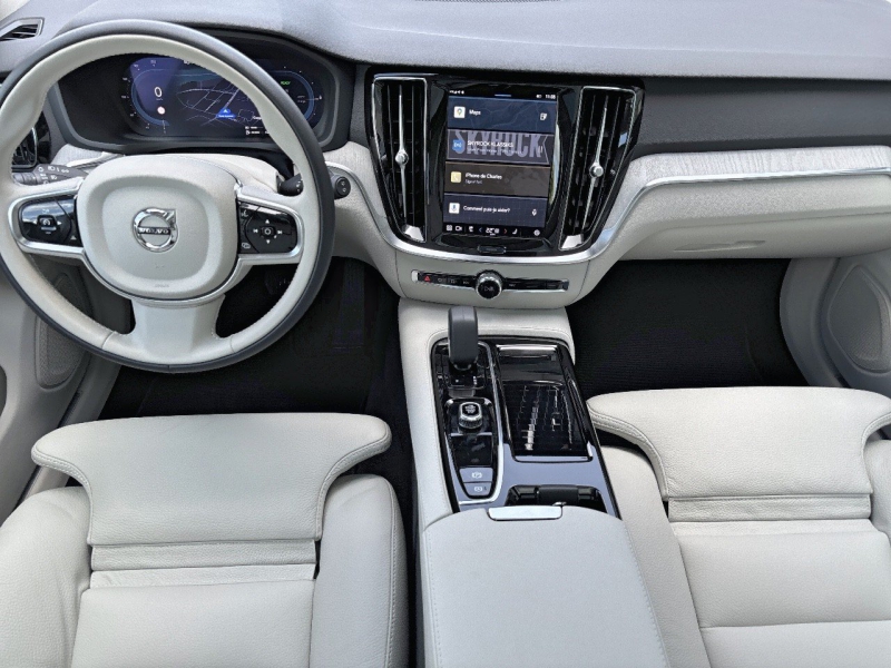 Image VOLVO V60 T6 AWD 253+145ch Plus Style Dark Geartronic 8