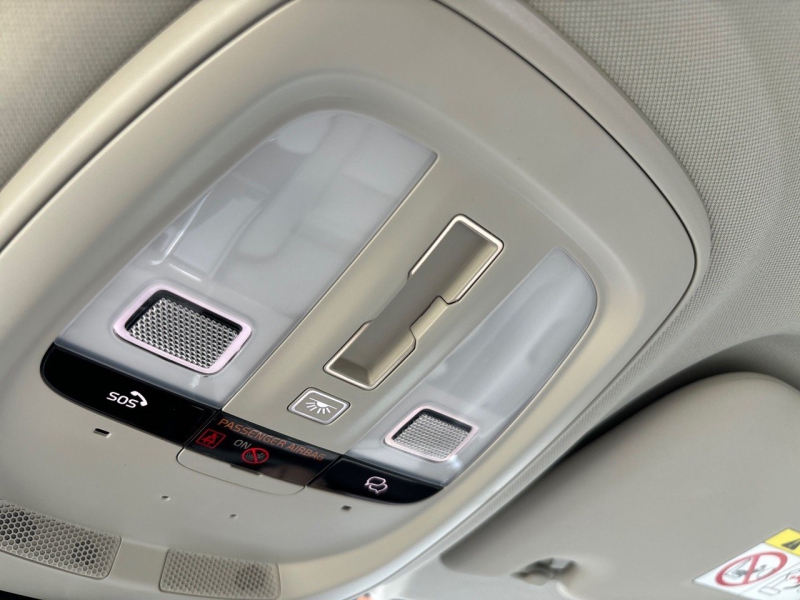 Image VOLVO V60 T6 AWD 253+145ch Plus Style Dark Geartronic 8