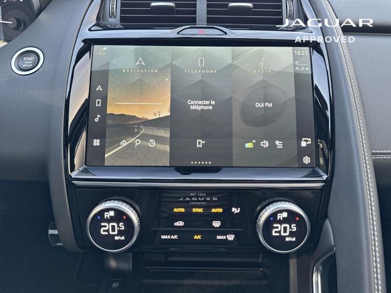 Image JAGUAR E-Pace P300e PHEV 309ch R-Dynamic HSE