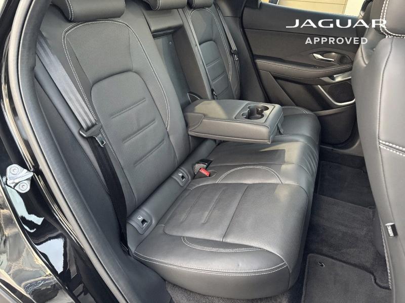 Image JAGUAR E-Pace P300e PHEV 309ch R-Dynamic HSE
