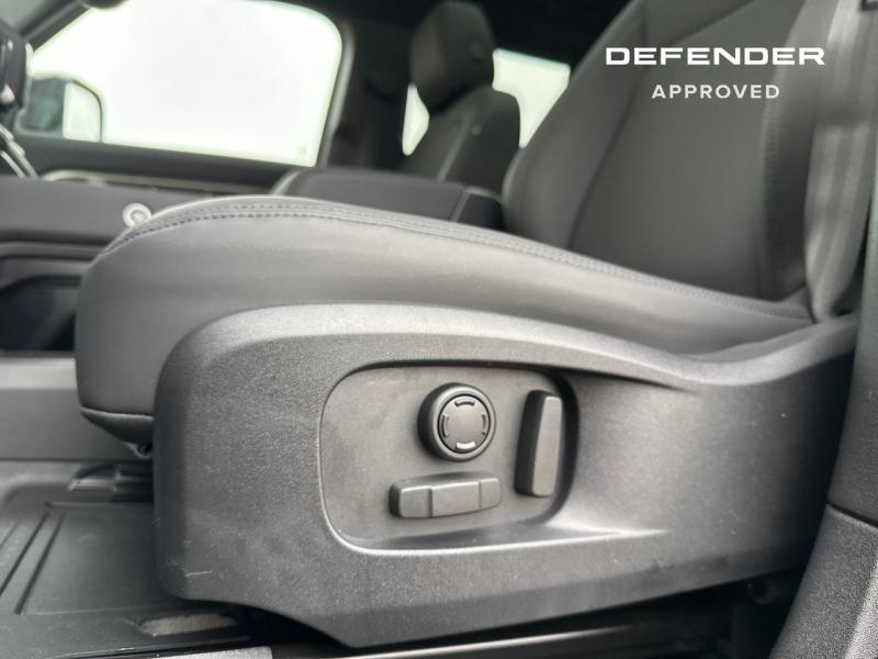 Image LAND-ROVER Defender 110 2.0 P300e X-Dynamic SE