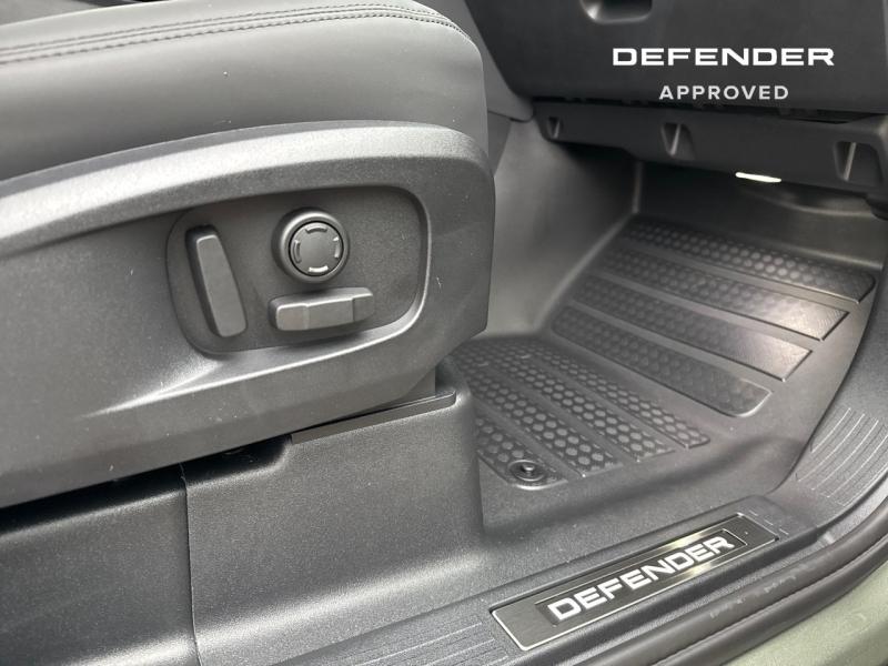 Image LAND-ROVER Defender 110 2.0 P300e X-Dynamic SE