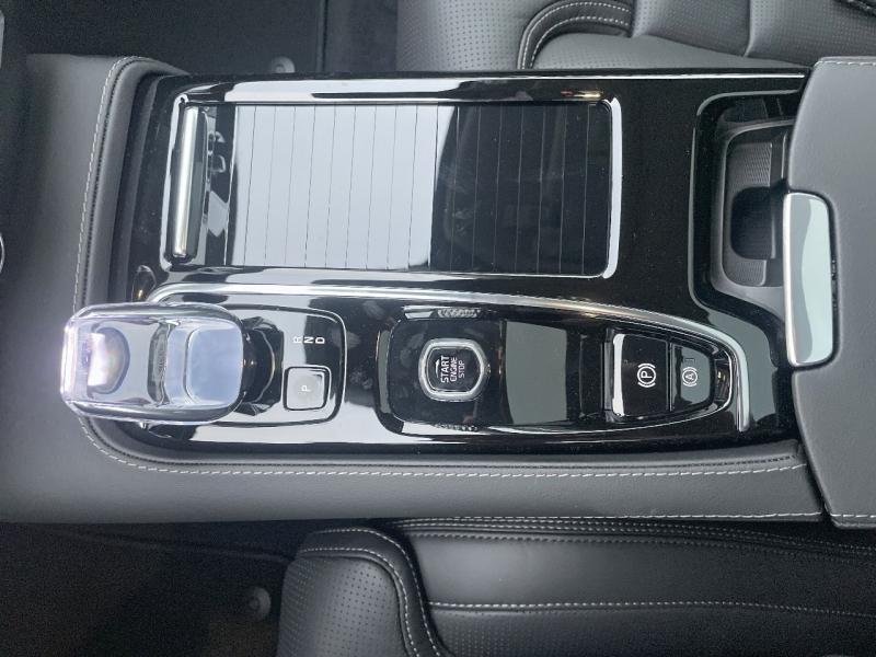 Image VOLVO V60 T6 AWD 253+145ch Plus Style Dark Geartronic 8