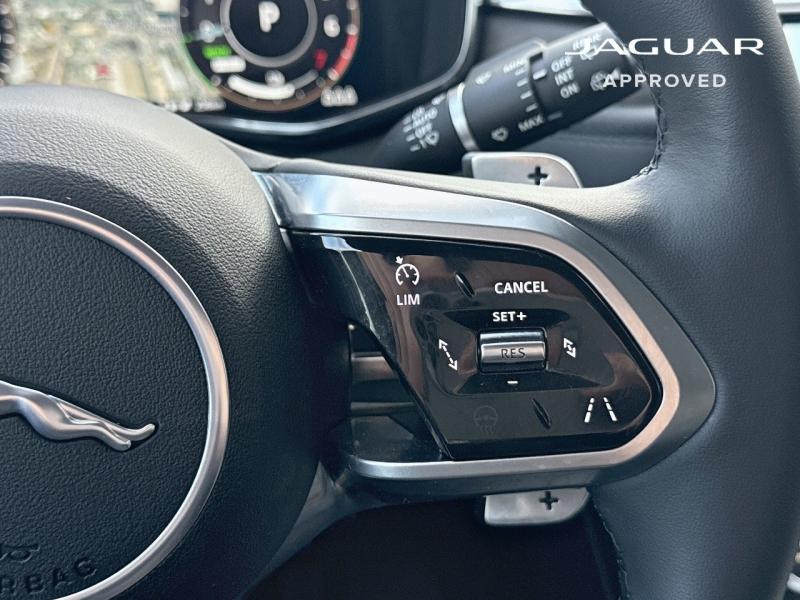 Image JAGUAR F-Pace P400e Plug-in-Hybrid R-Dynamic S BVA8 AWD