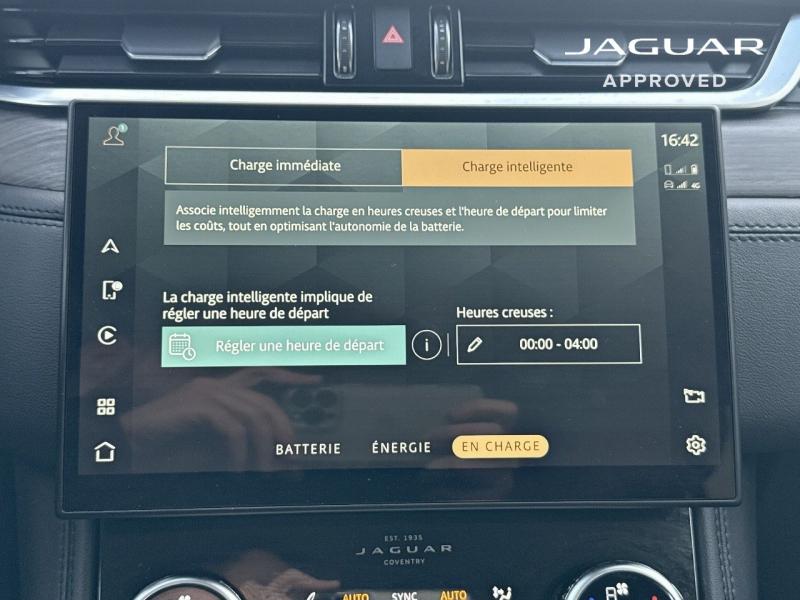 Image JAGUAR F-Pace P400e Plug-in-Hybrid R-Dynamic S BVA8 AWD