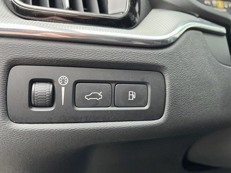 Image VOLVO XC60 T8 Twin Engine 303 + 87ch Inscription Luxe Geartronic