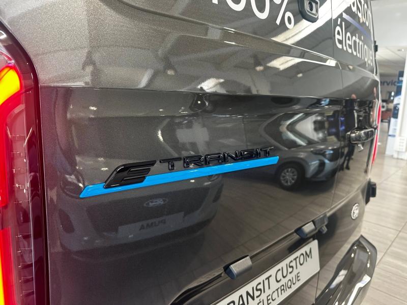 Image FORD Transit Custom Fg 320 L1H1 Electrique 160 kW 218ch Limited