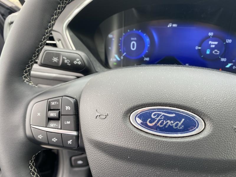 Image FORD Kuga 2.5 Duratec 190ch FHEV E85 Vignale BVA