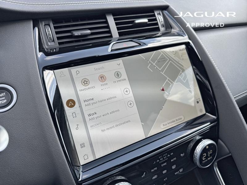 Image JAGUAR E-Pace P300e PHEV 309ch R-Dynamic HSE