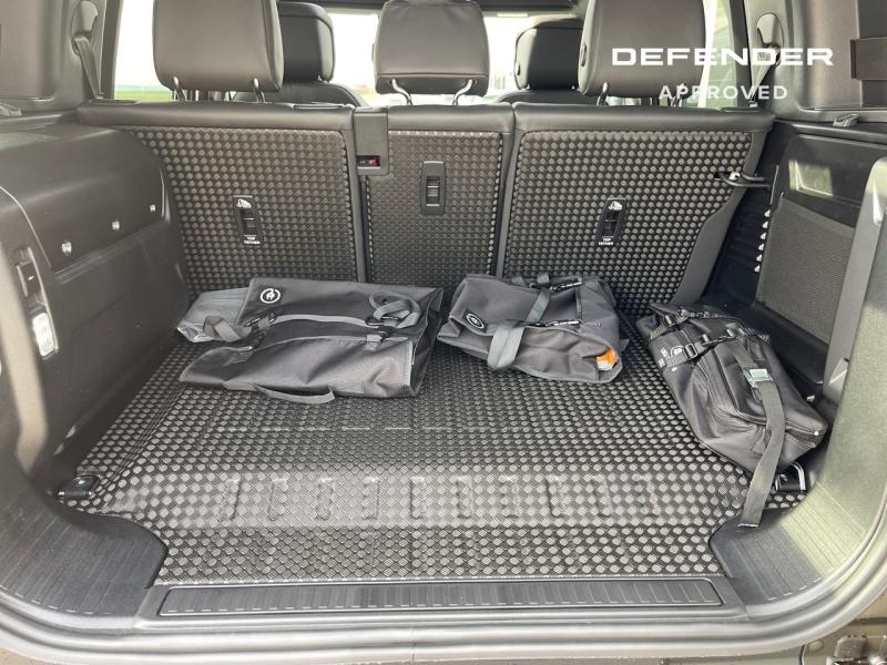 Image LAND-ROVER Defender 110 2.0 P300e X-Dynamic HSE