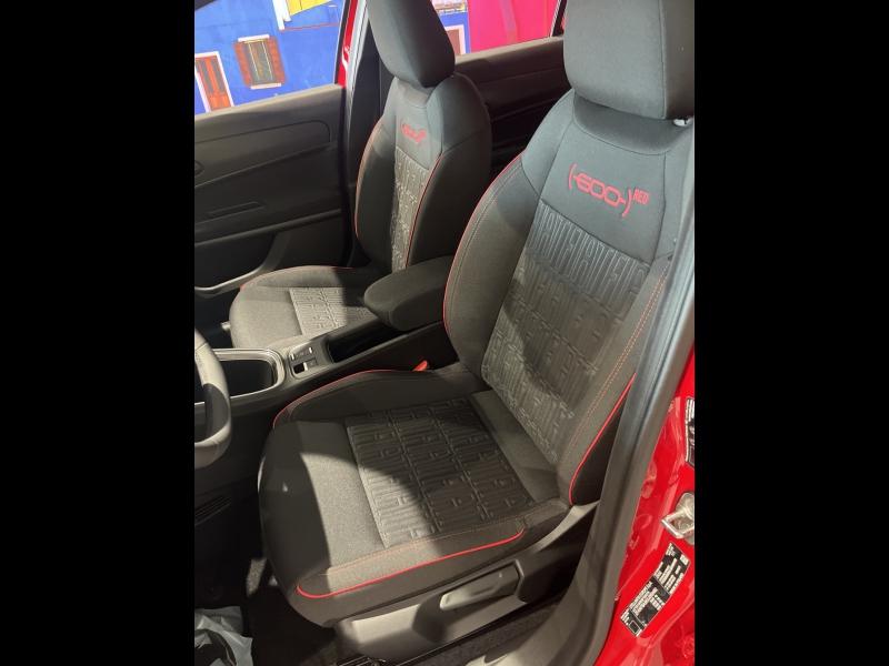 Image FIAT 600 e 156ch 54kWh Red