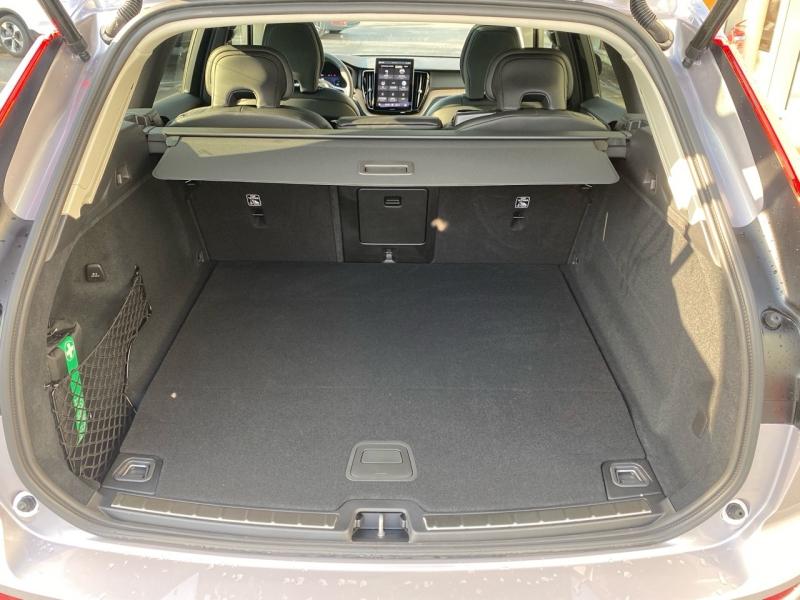 Image VOLVO XC60 T6 Hybride Rechargeable 350ch Ultra Style Dark Geartronic 8 AWD