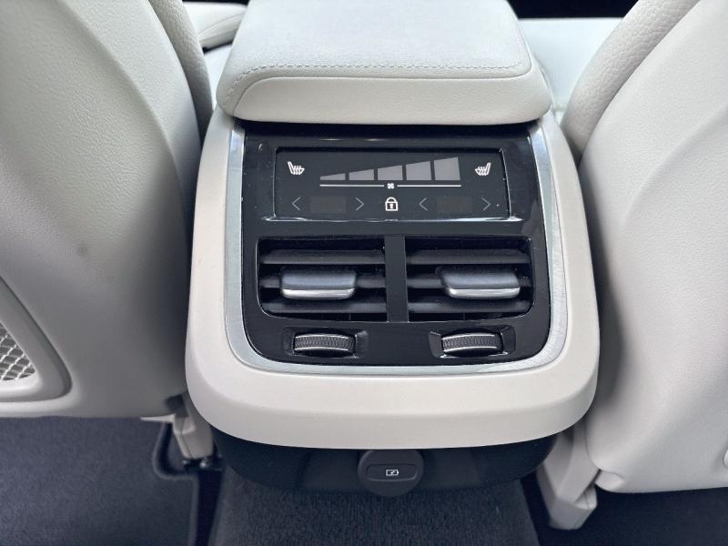 Image VOLVO V60 B4 197ch Ultra Style Dark DCT 7