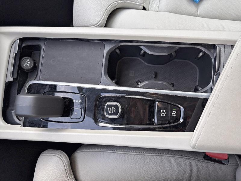 Image VOLVO V60 B4 197ch Ultra Style Dark DCT 7