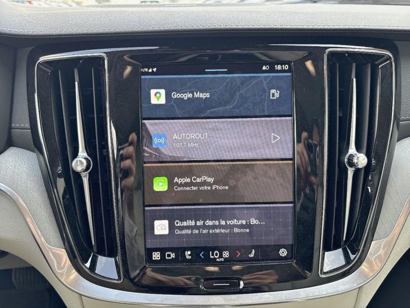 Image VOLVO V60 B4 197ch Ultra Style Dark DCT 7