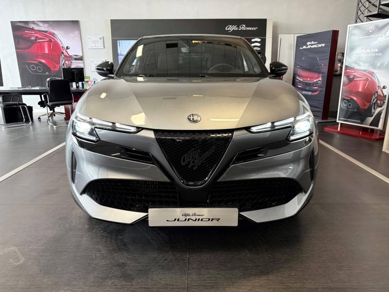 Photo ALFA ROMEO Junior 1.2 Ibrida 145ch Premium e-DCT6 Q4