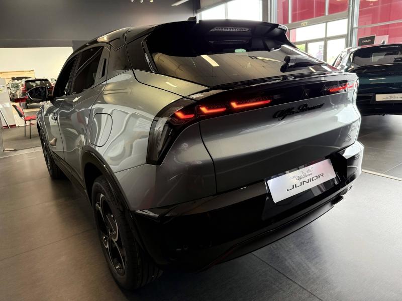 Image ALFA ROMEO Junior 1.2 Ibrida 145ch Premium e-DCT6 Q4