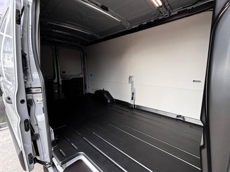 Image FORD Transit 2T Fg PE 350 L3H2 135 kW Batterie 75/68 kWh Trend Business