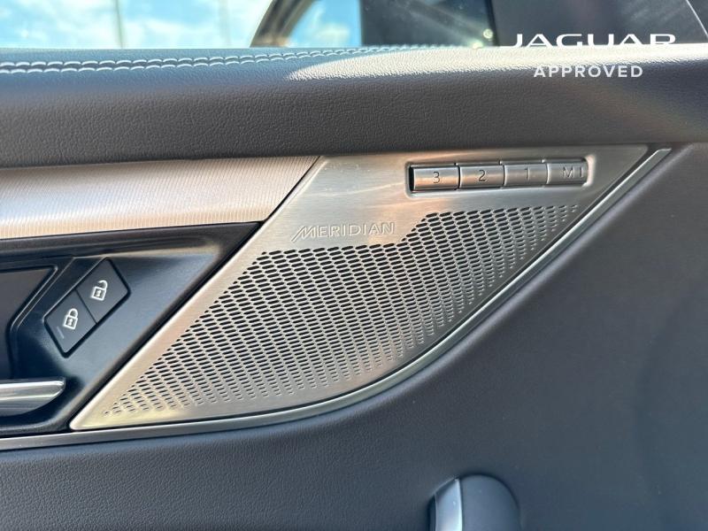 Image JAGUAR F-Pace P400e Plug-in-Hybrid R-Dynamic HSE BVA8 AWD