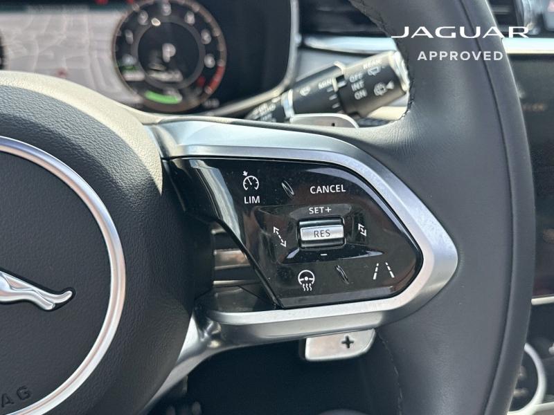Image JAGUAR F-Pace P400e Plug-in-Hybrid R-Dynamic HSE BVA8 AWD