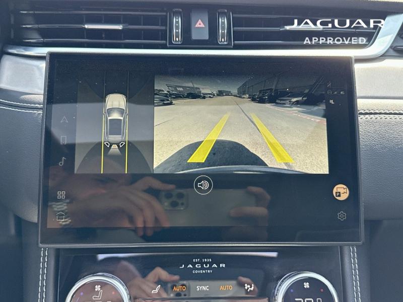 Image JAGUAR F-Pace P400e Plug-in-Hybrid R-Dynamic HSE BVA8 AWD