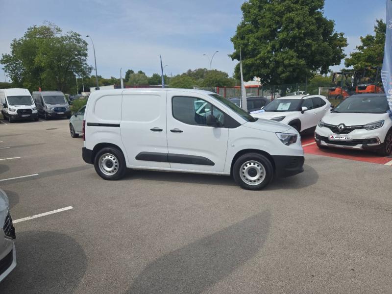 Image OPEL Combo Cargo M 800kg 100 kW Batterie 50 kWh