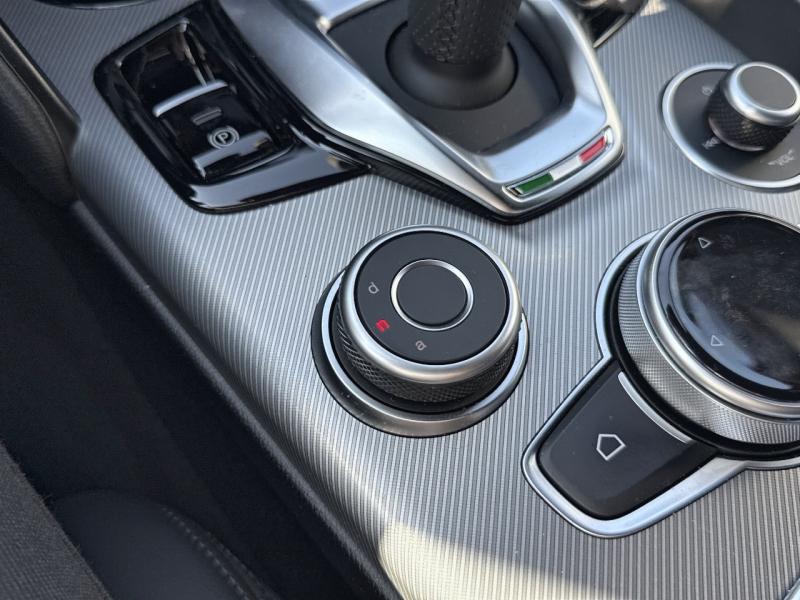 Image ALFA ROMEO Giulia 2.2 Diesel 160ch Veloce AT8