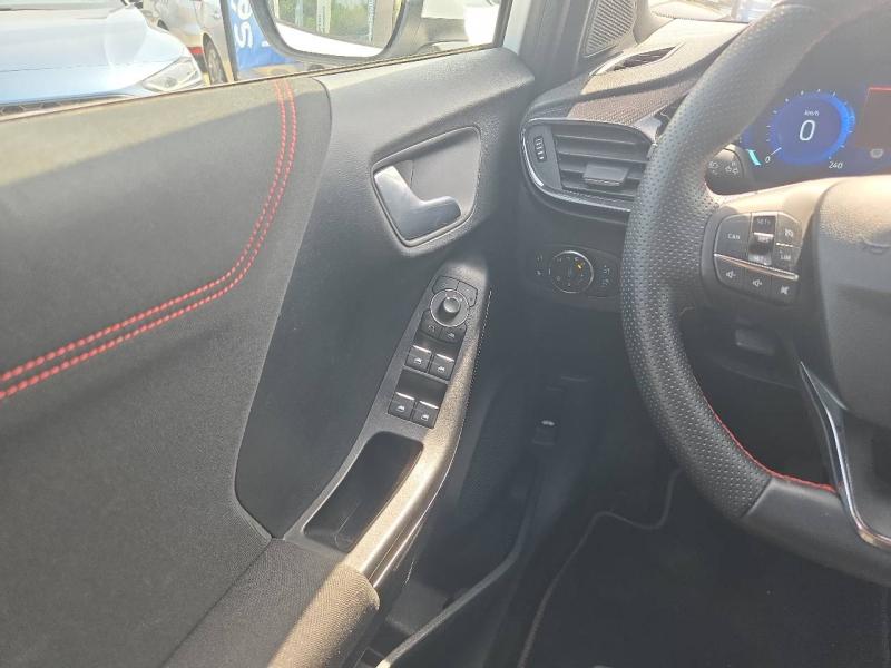 Image FORD Puma 1.0 Flexifuel 125ch S&S mHEV ST-Line