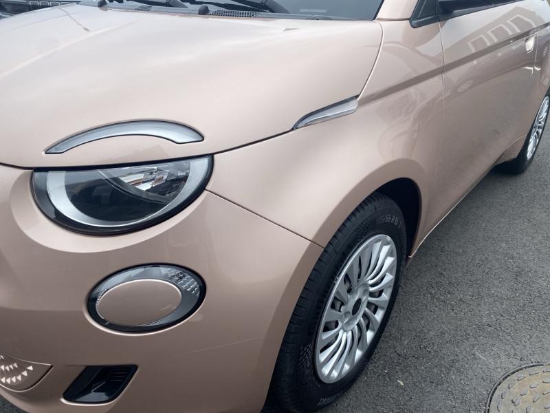 Image FIAT 500 e 95ch Action