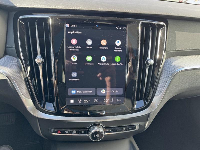 Image VOLVO V60 B4 197ch Ultra Style Dark DCT 7