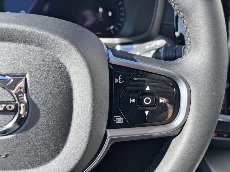 Image VOLVO V60 B4 197ch Ultra Style Dark DCT 7