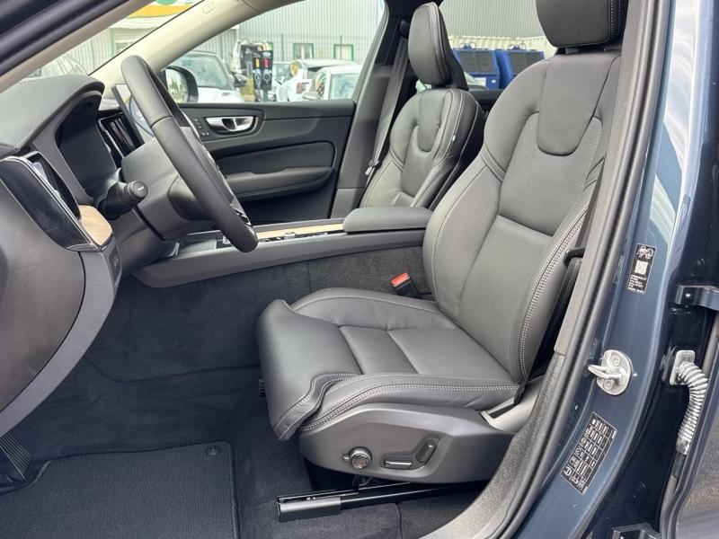 Image VOLVO XC60 T6 Hybride Rechargeable 350ch Ultra Style Dark Geartronic 8 AWD