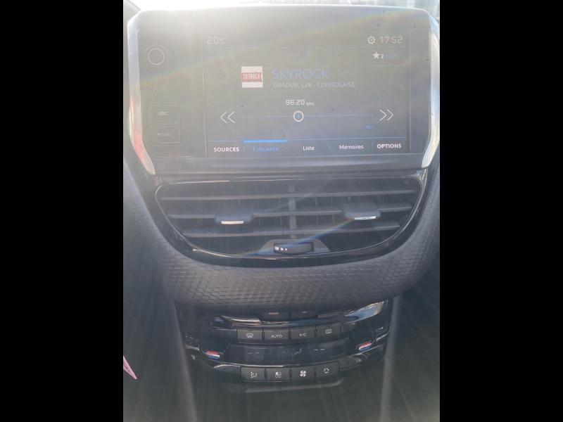 Image PEUGEOT 208 1.2 PureTech 110ch Allure S&S 5p