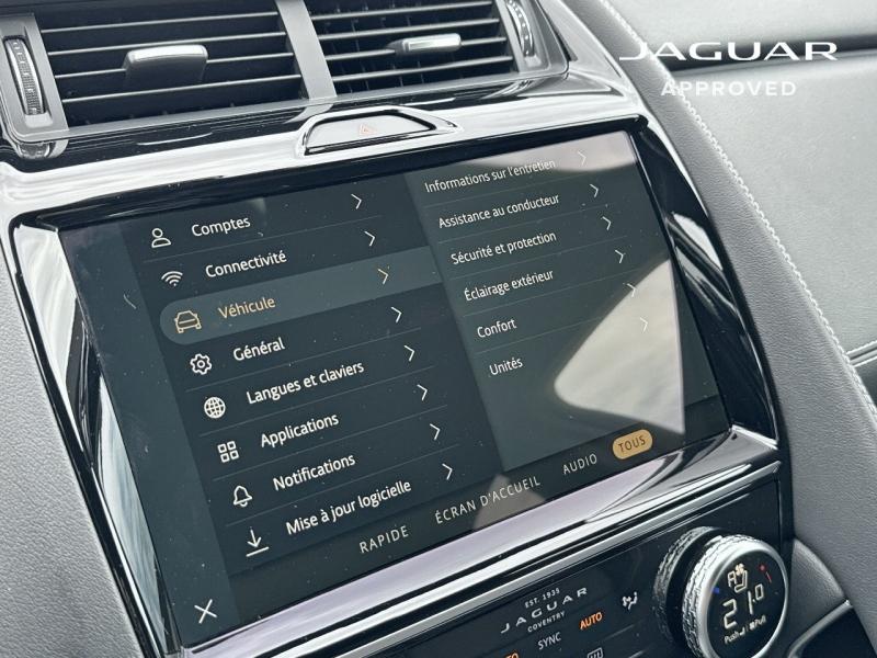 Image JAGUAR E-Pace P200 FlexFuel MHEV R-Dynamic SE BVA AWD