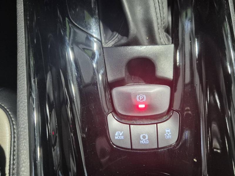 Image TOYOTA C-HR 184h Collection 2WD E-CVT MC19
