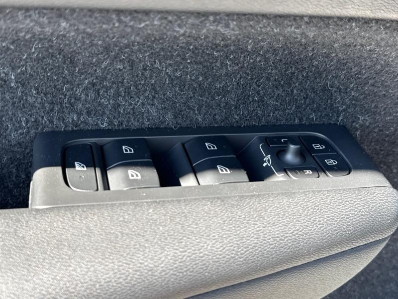 Image VOLVO XC40 T5 Recharge 180 + 82ch R-Design DCT 7