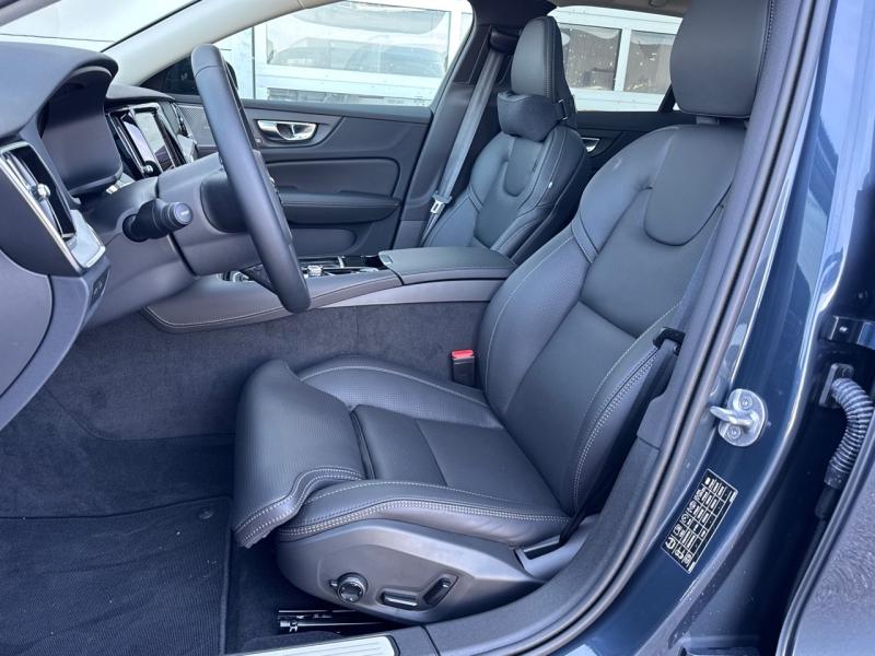 Image VOLVO V60 T6 AWD 253+145ch Plus Style Dark Geartronic 8