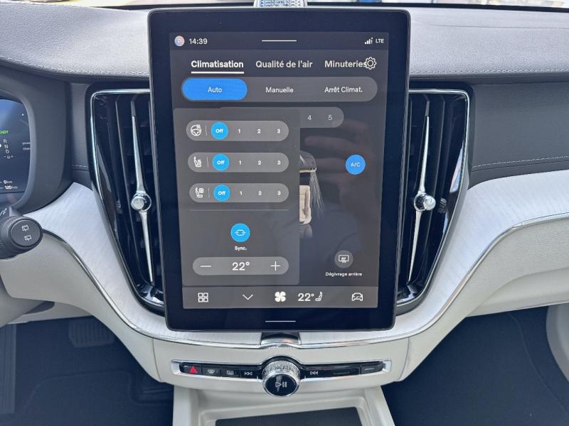 Image VOLVO XC60 T6 Hybride Rechargeable 350ch Ultra Style Dark Geartronic 8 AWD